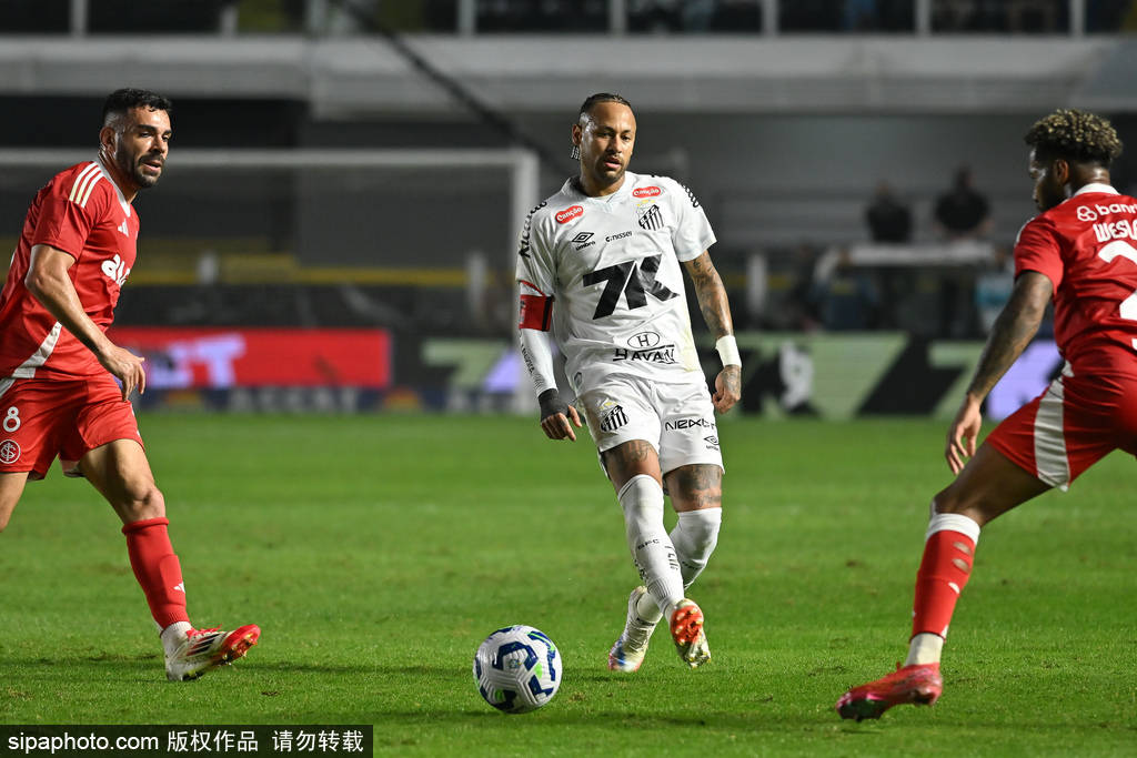 巴黎圣日耳曼与热刺欧洲超级杯巅峰对决：谁将问鼎赛季首冠？